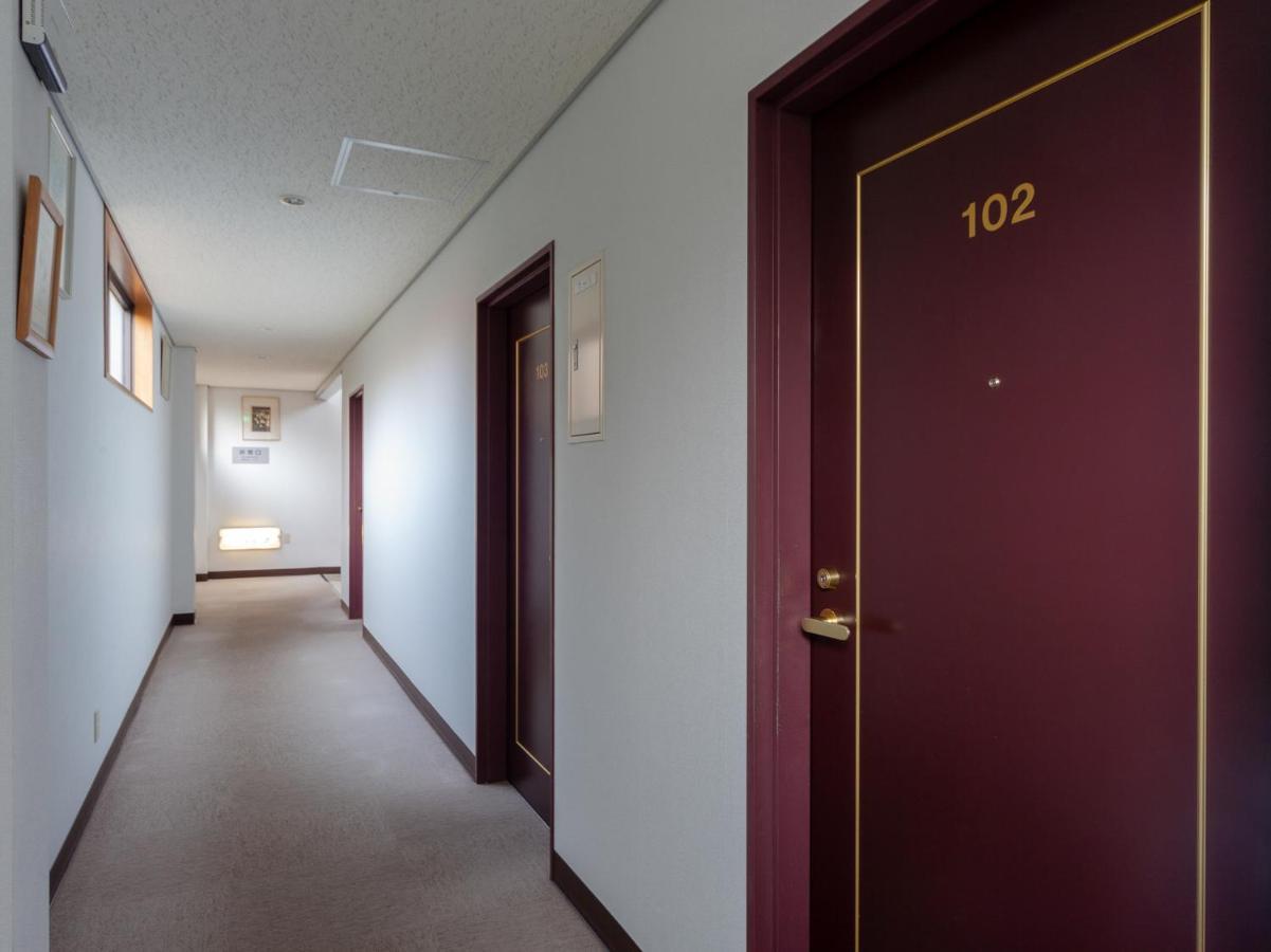 Tabist Business Hotel Fujiya Сасебо Экстерьер фото
