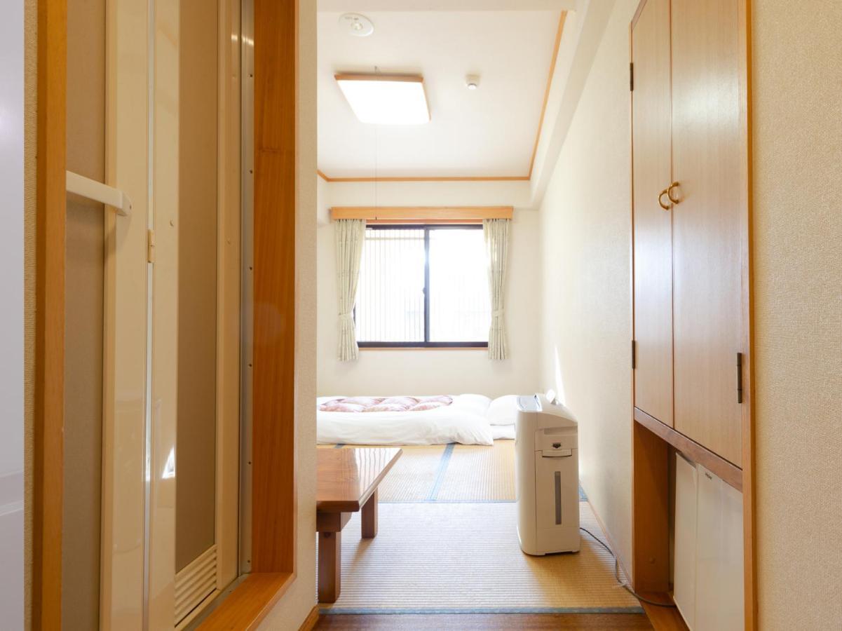 Tabist Business Hotel Fujiya Сасебо Экстерьер фото