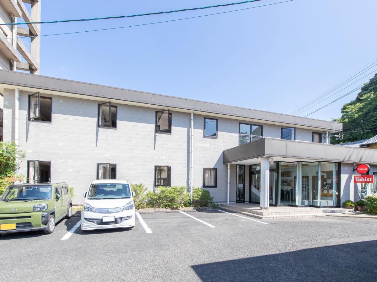 Tabist Business Hotel Fujiya Сасебо Экстерьер фото