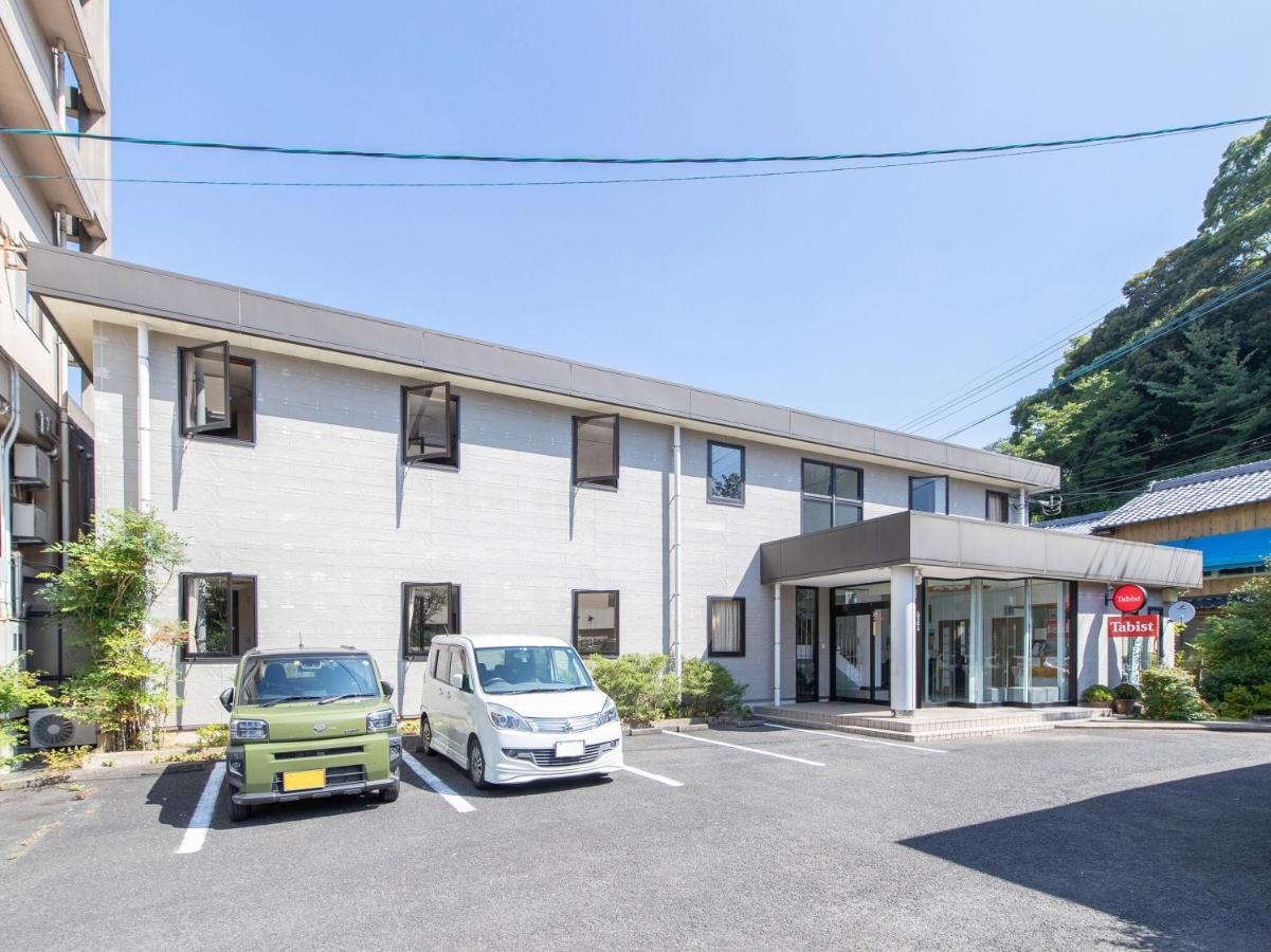 Tabist Business Hotel Fujiya Сасебо Экстерьер фото